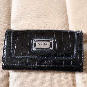GUESS WALLET- Never Used